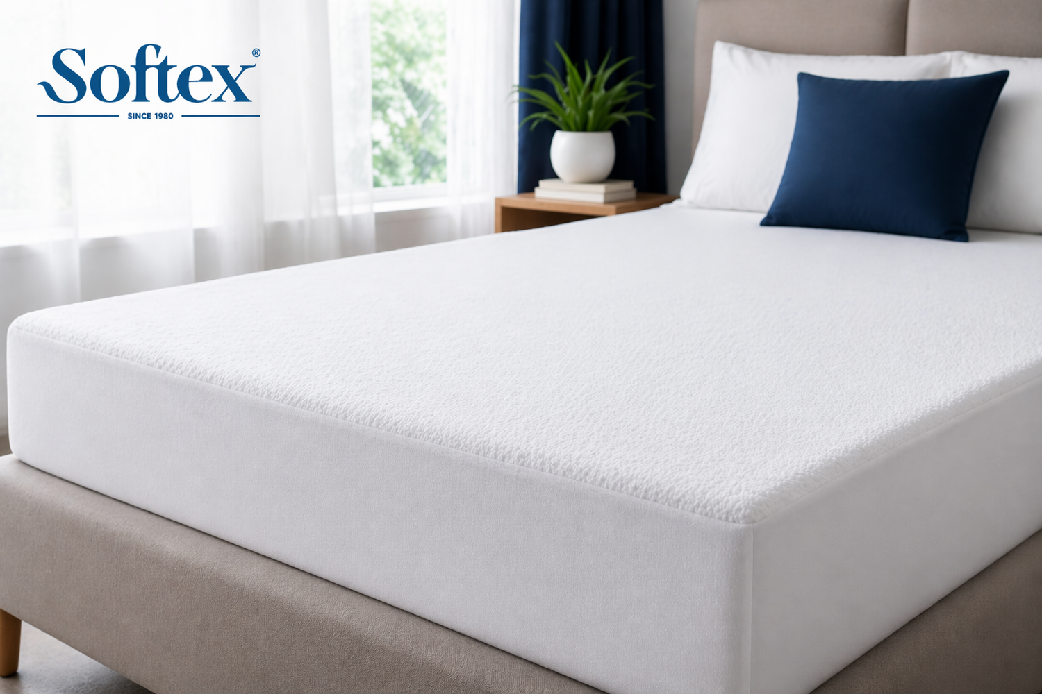 Fitted Waterproof Mattress Protector Regular